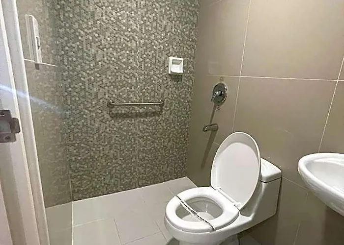 Sogo Aurora Cubao Hotel *